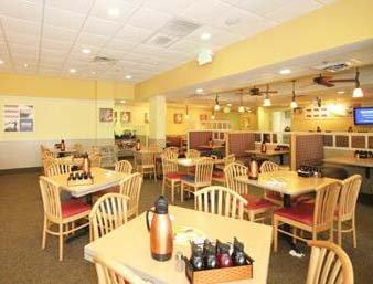 Ramada By Wyndham Asheville / Biltmore West Екстериор снимка