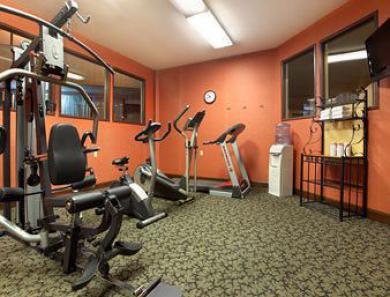 Ramada By Wyndham Asheville / Biltmore West Съоръжения снимка